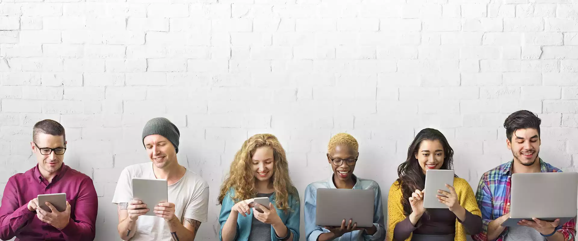 Herbs, Beauty and GlowUps by Elthia and Perfeita